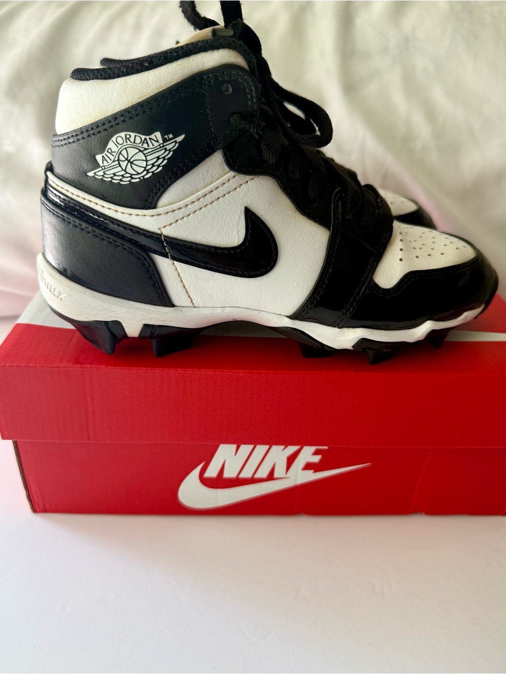 Jordan Kids' Black and White High-Top Soccer Cleats
